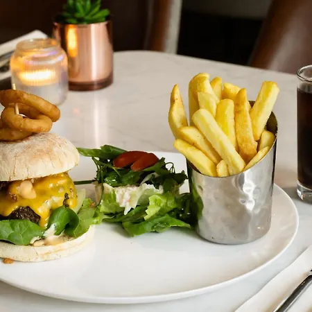 酒店 阿斯别克特西园酒店 4*