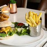 Hotel Aspect Park West 4*