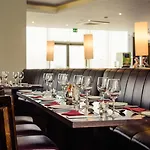 Aspect Park West 4*