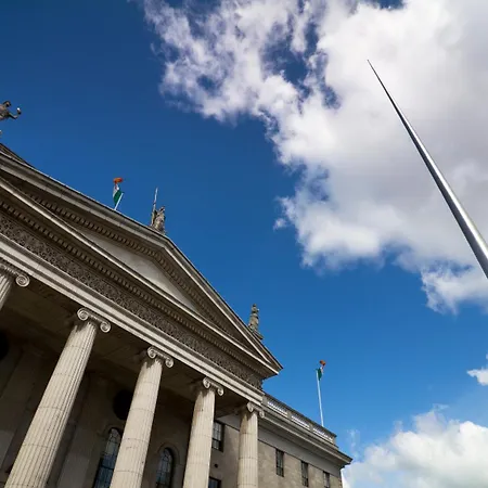 Szálloda Aspect Park West 4*