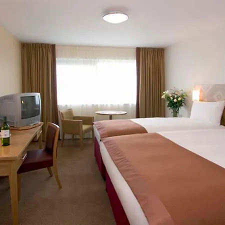 Hotel Aspect Park West