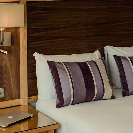 Aspect Park West Hotel 4*