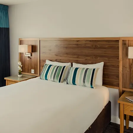 Hotel Aspect Park West 4*