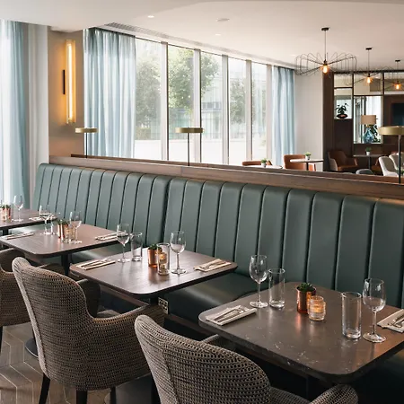 Aspect Park West Hotel 4*