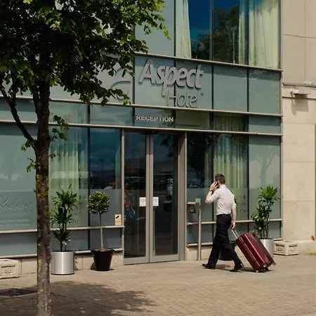 Hotel Aspect Park West