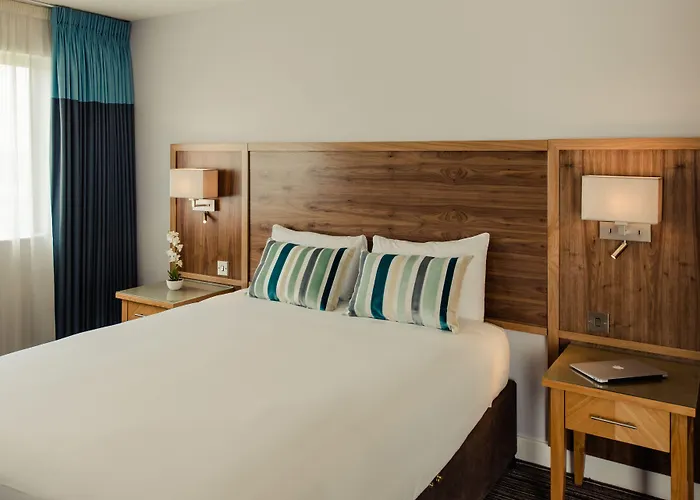 Hotel Aspect Park West 4*