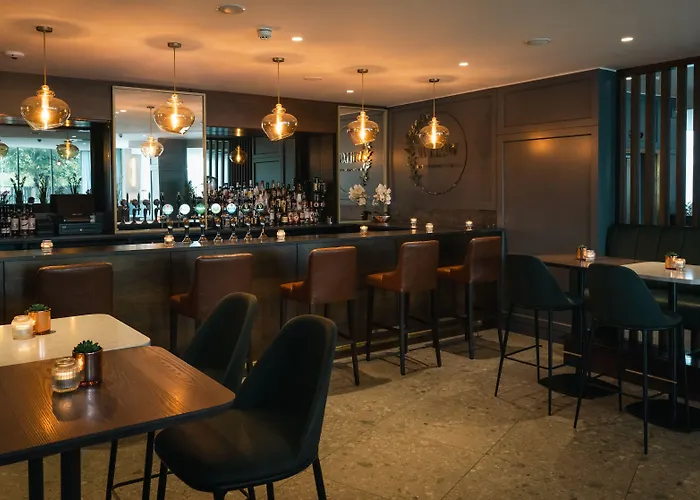 Hotel Aspect Park West 4*