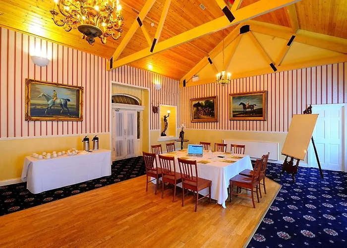 Aspect Park West Hotel 4*