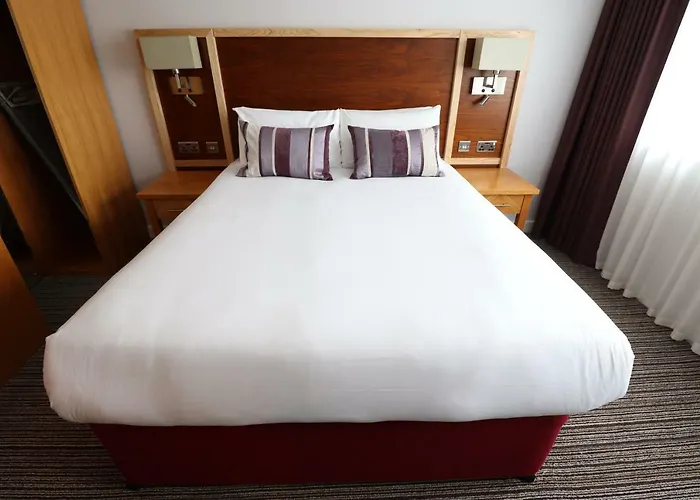 Aspect Park West Hotel 4*